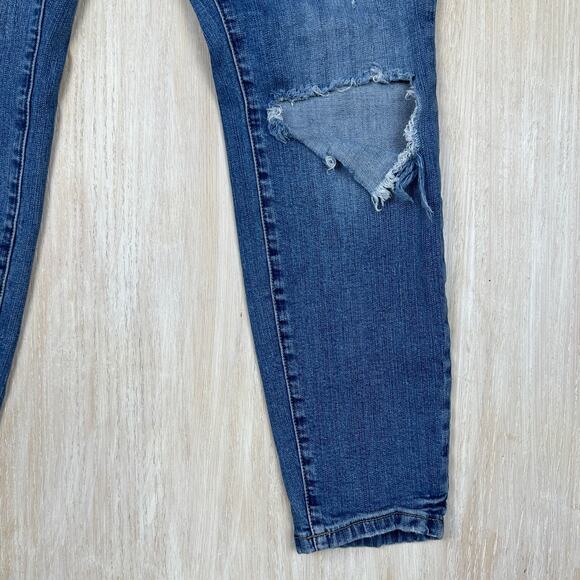 Torrid Mid Rise Skinny Vintage Stretch Distressed Casual Denim Jeans Women's 10R - Picture 3 of 16